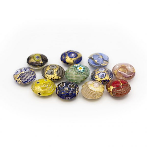 PERLA IN VETRO A LUME - FORMA LENTICOLARE CON FOGLIA D'ORO, MURRINE E FILIGRANA- FINITURA LUCIDA