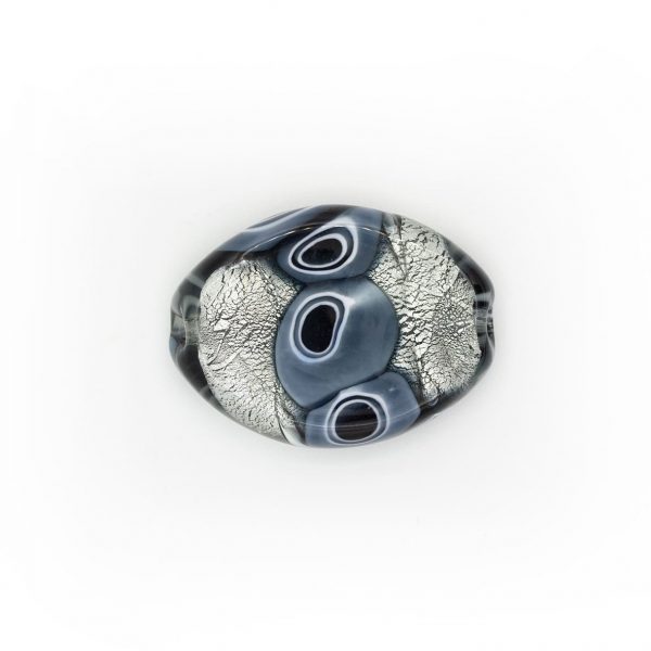 PERLA IN VETRO A LUME - FORMA OLIVA SCHIACCIATA CON FOGLIA D'ORO E MURRINE - FINITURA LUCIDA
