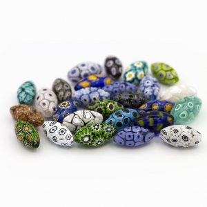 PERLA IN VETRO A LUME - FORMA OVALE CON MURRINE - FINITURA LUCIDA