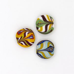 PERLA IN VETRO A LUME - FORMA LENTE PIUMATA CON MURRINE - FINITURA SATINATA