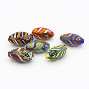 PERLA IN VETRO A LUME - FORMA OLIVA PIUMATA CON MURRINE - FINITURA LUCIDA